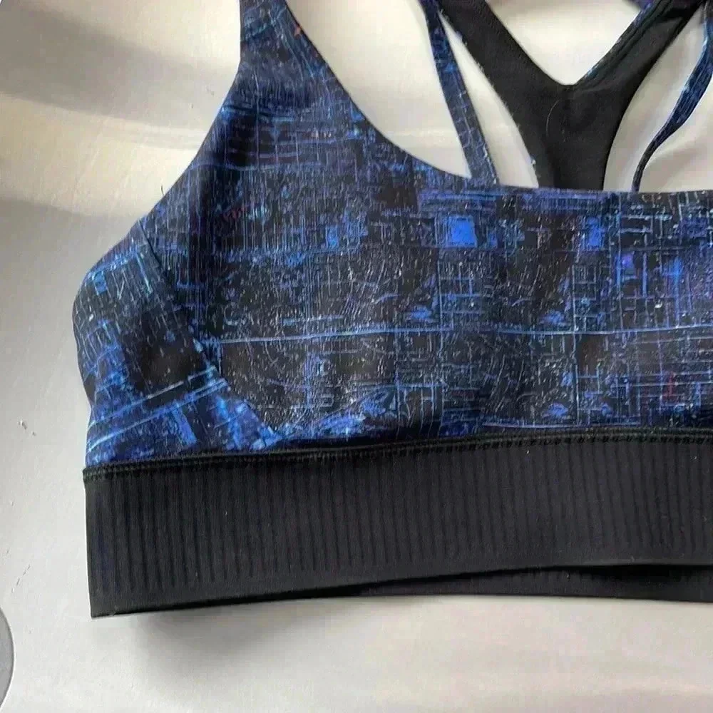 Lululemon I 10